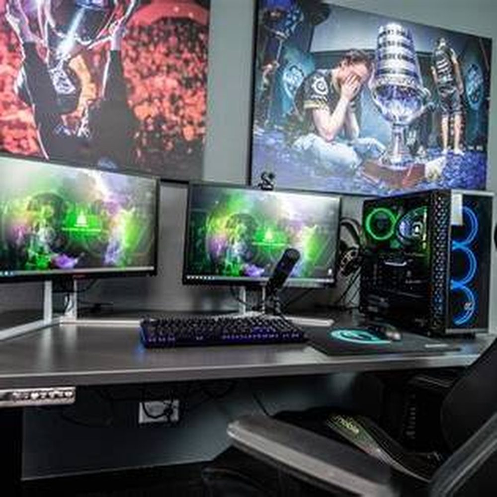 Poste de joueur équipé de l'espace e-sport